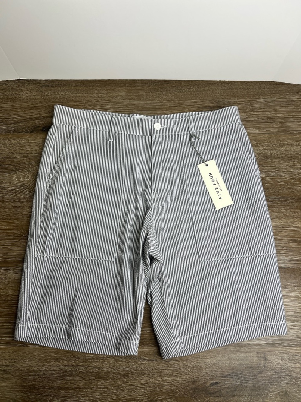 Five Four Seersucker Striped Shorts Men’s Size 32 Classic Fit NWT